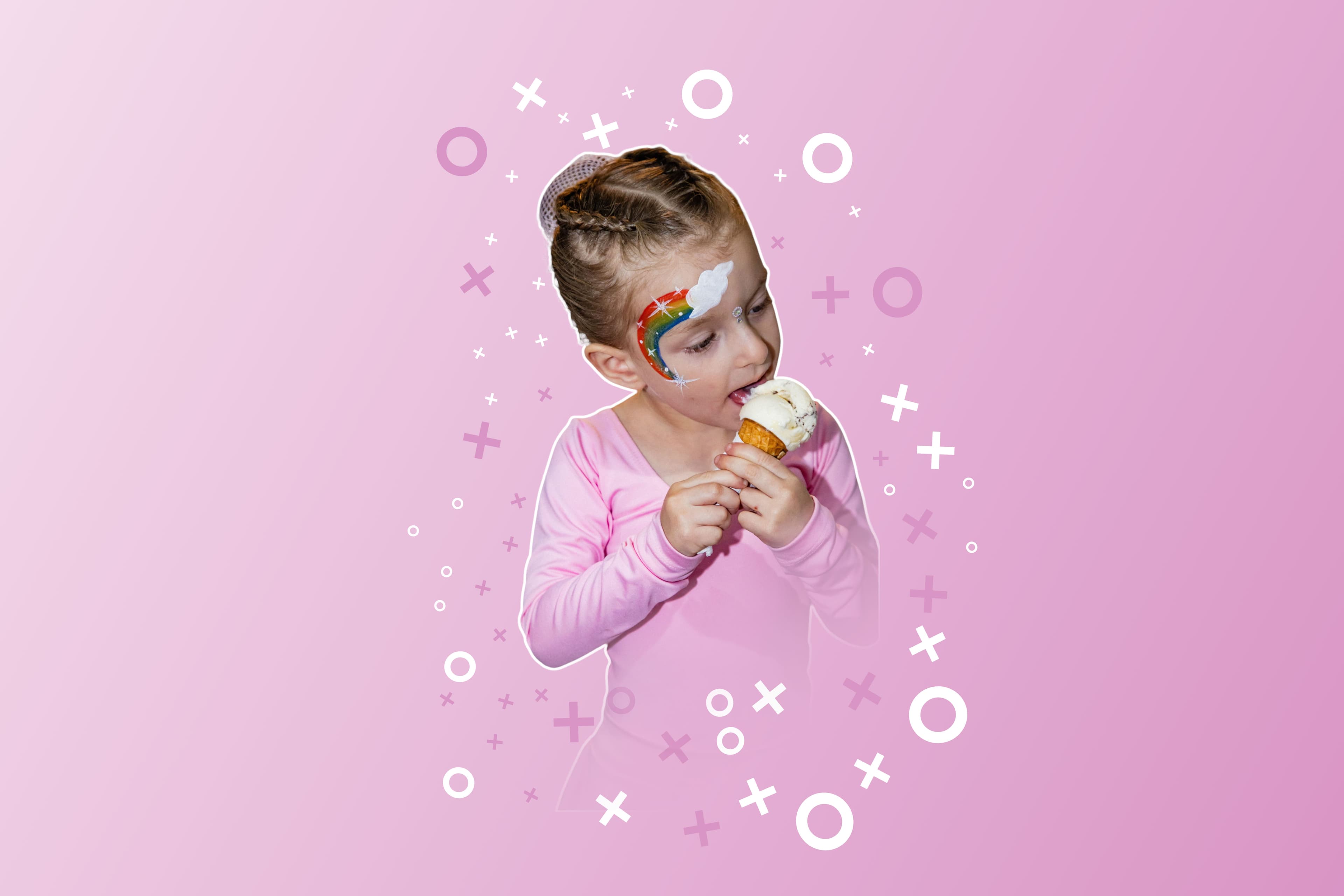 Imagem representando uma criança tomando sorvete em imagem abstrata em um evento dentro do Complexo Esportivo Raboni